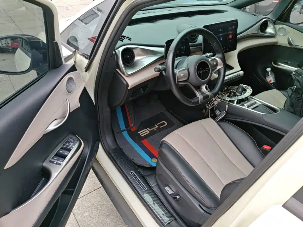 BYD Dolphin 2023 — фото 16