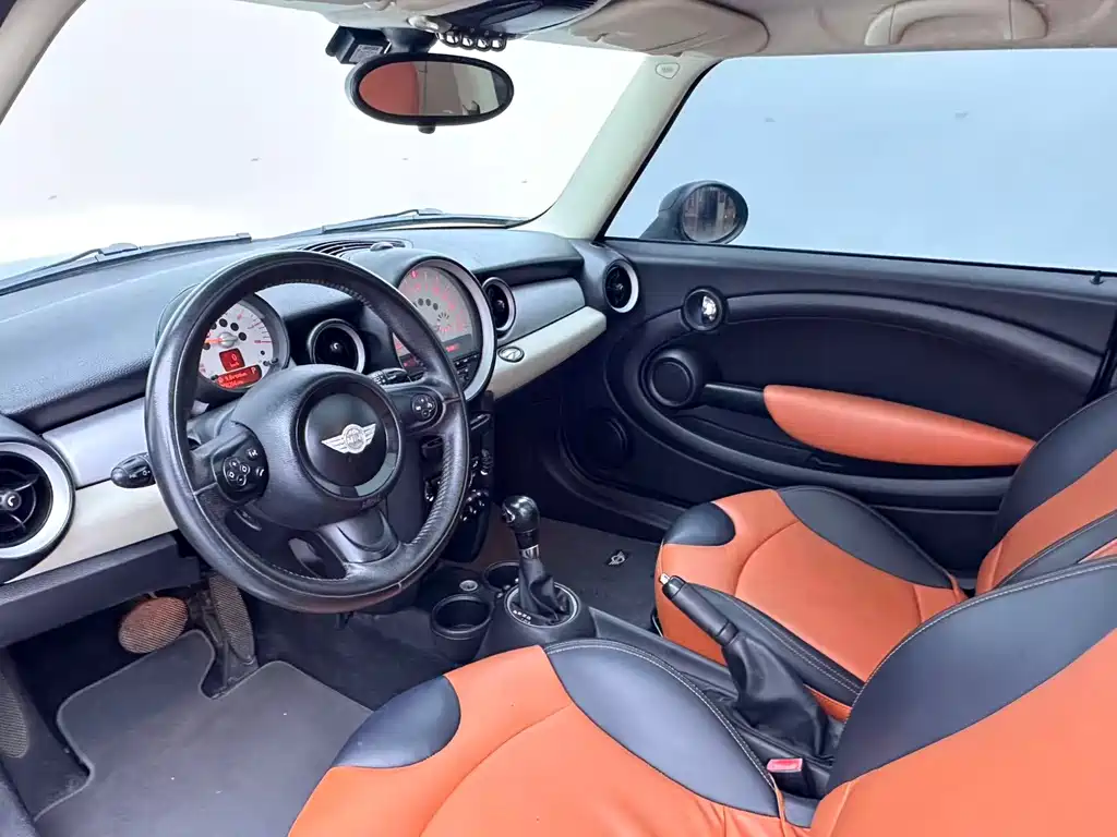 MINI Mini 2012