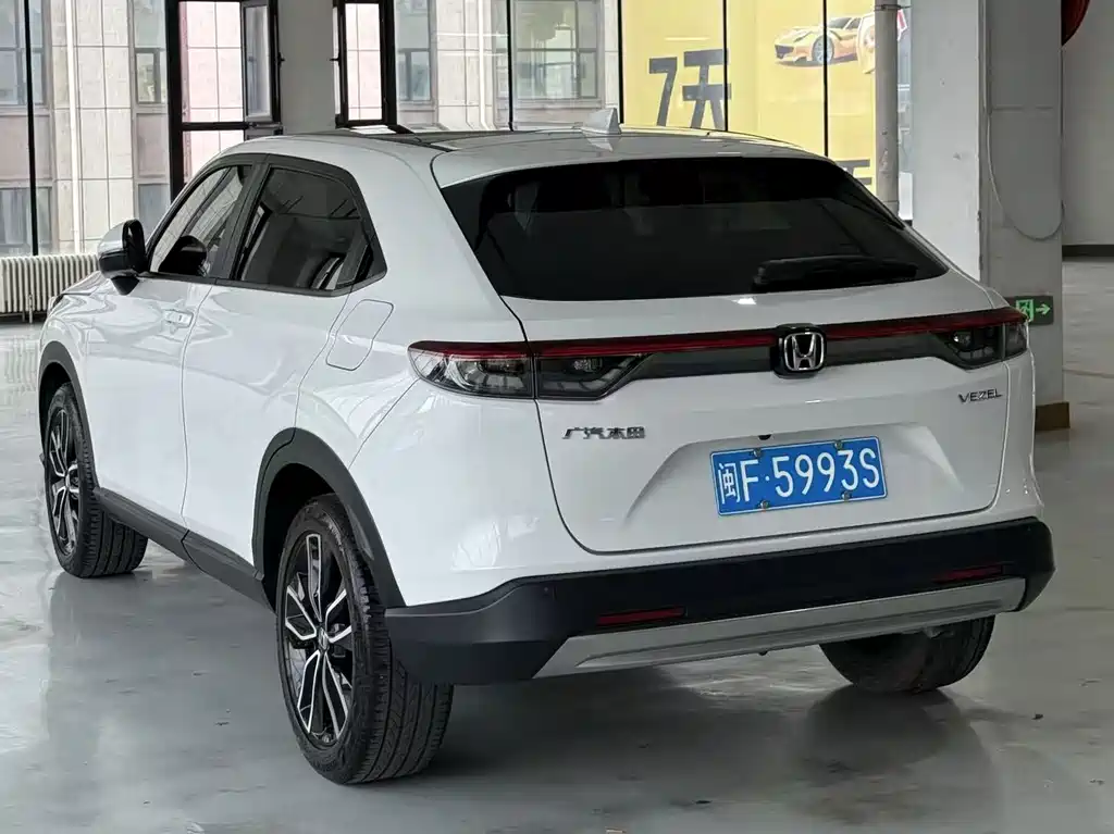 Honda Vezel 2023 — фото 9
