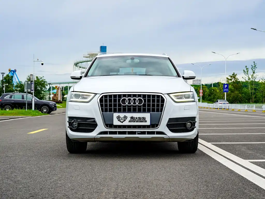 Audi Q3 2014
