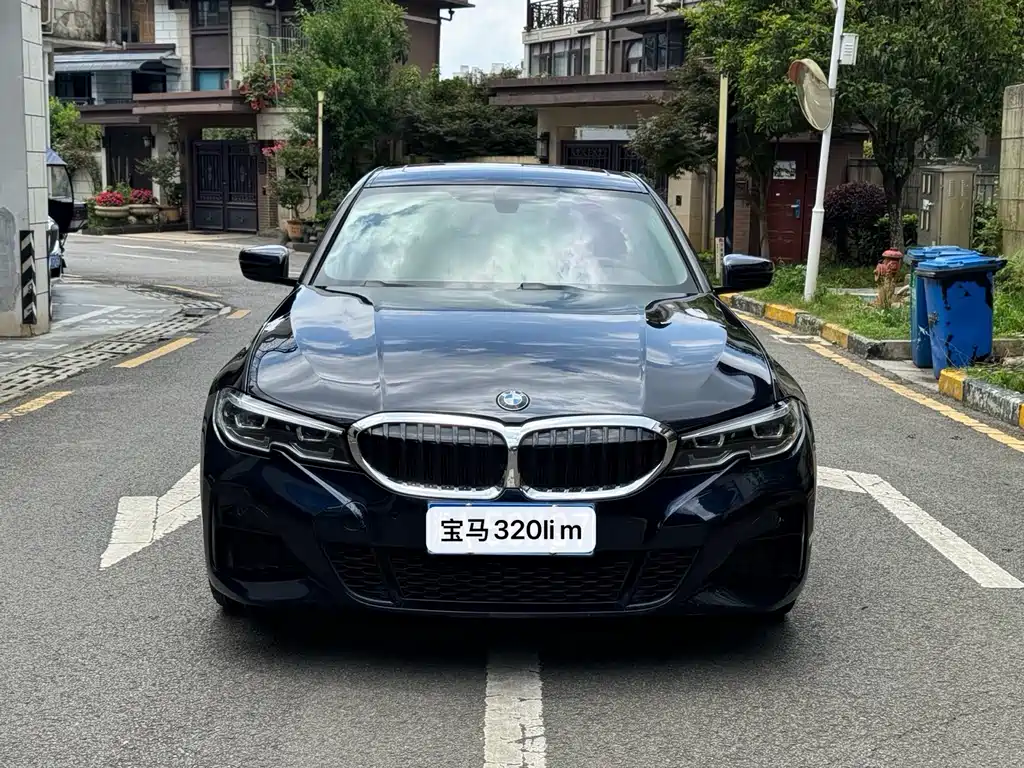 BMW 3 Series 2021