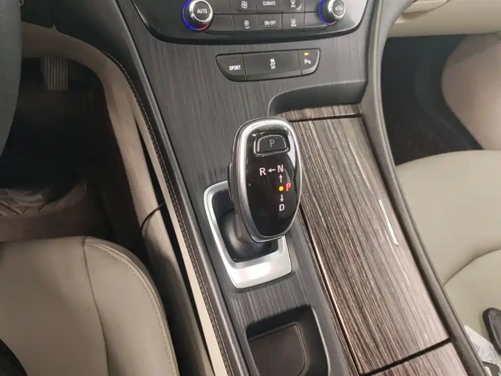 Buick LaCrosse 2020 — фото 14