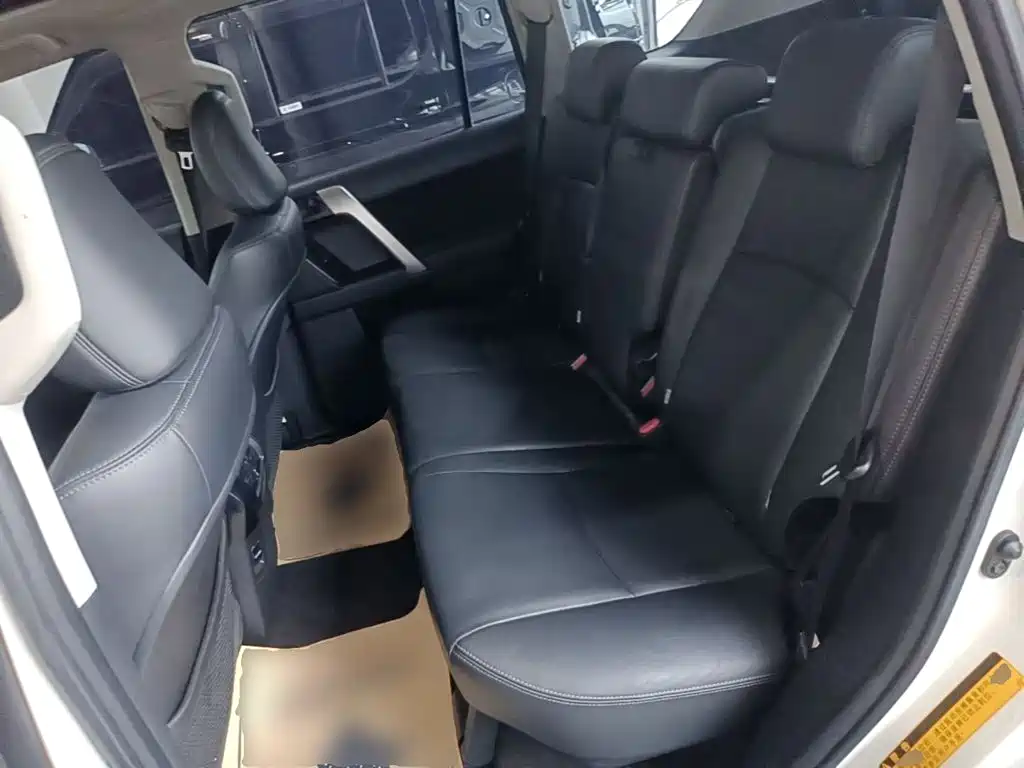 Toyota Prado 2017 — фото 17