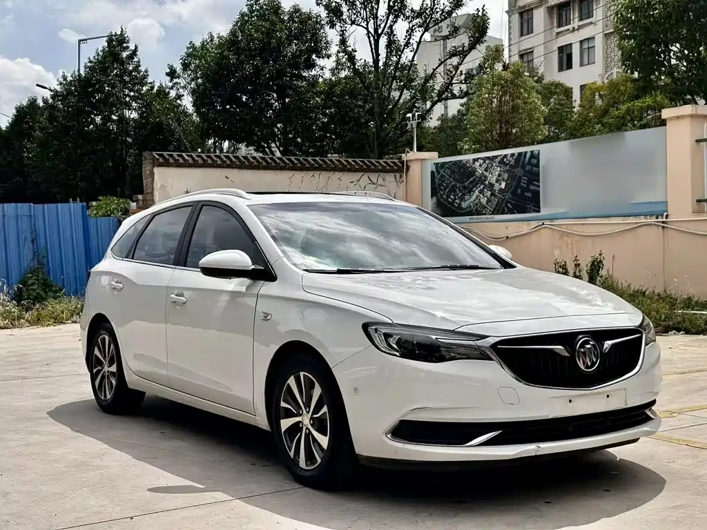 Buick Excelle 2018 — фото 4