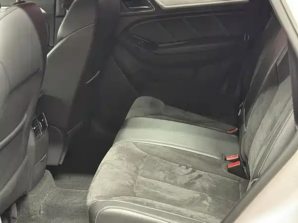 Roewe RX5 New Energy 2017
