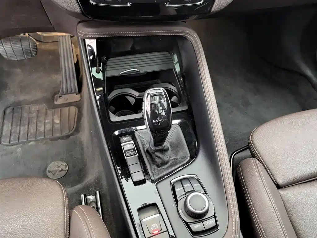 BMW X2 2021 — фото 13