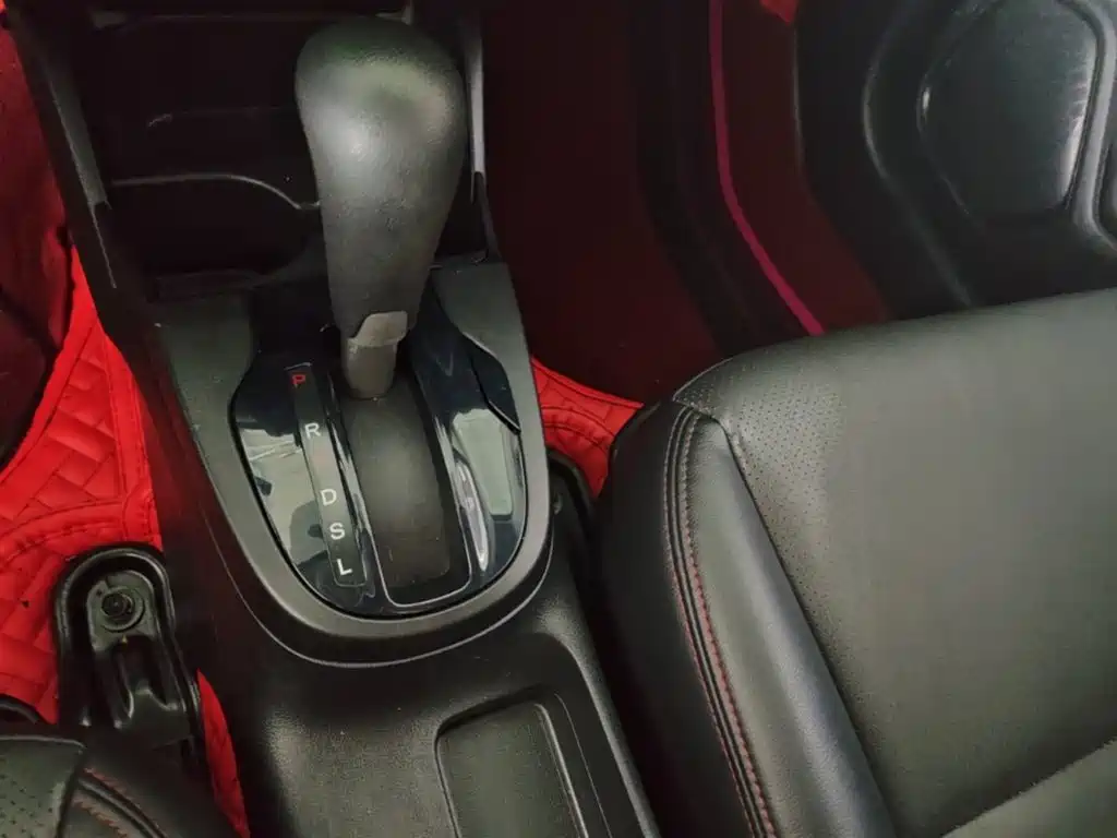 Honda Fit 2018 — фото 14