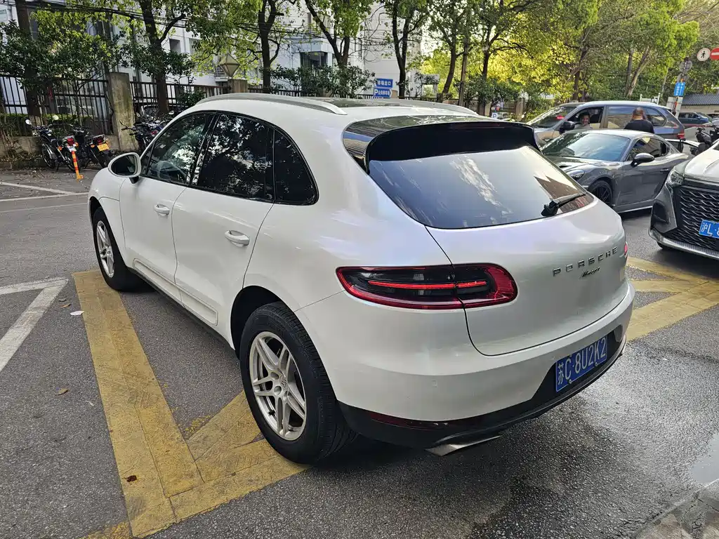 Porsche Macan 2015 — фото 6