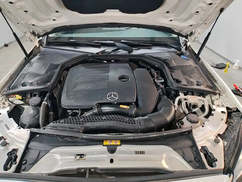 Mercedes-Benz C-Class 2019 — фото 16