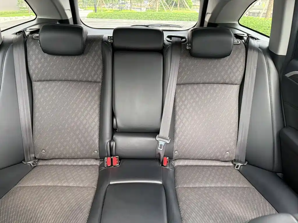 Honda Jade 2017 — фото 15