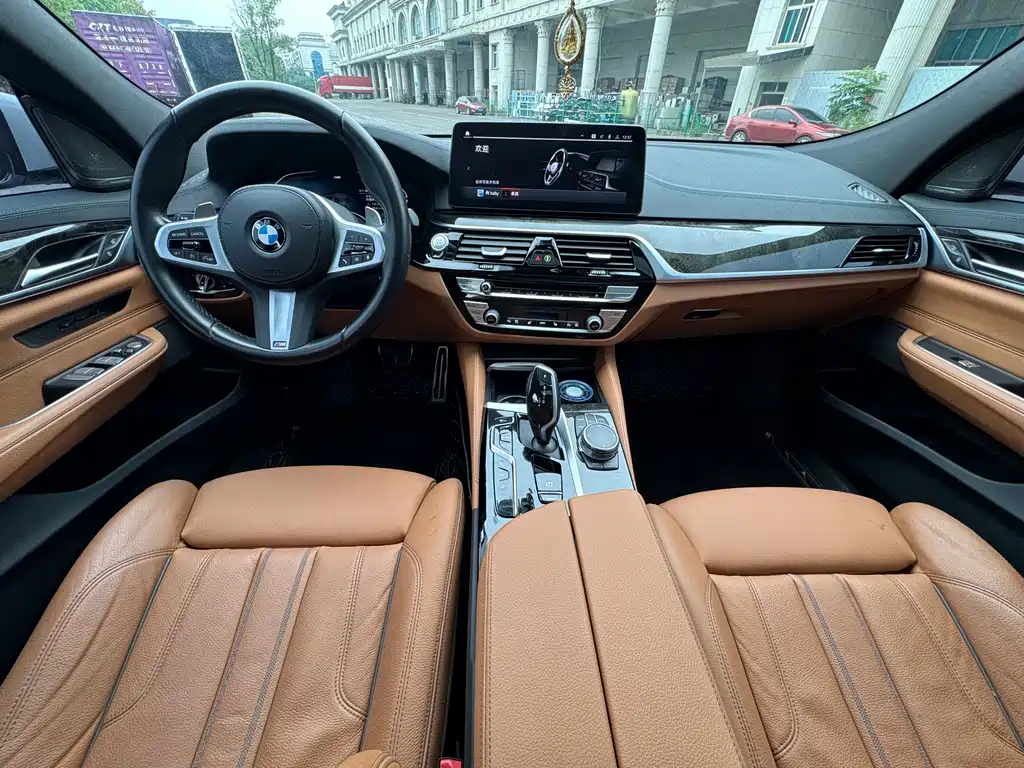 BMW 6 Series GT 2023 — фото 6
