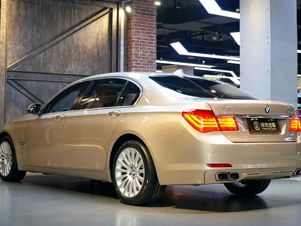 BMW 7 Series 2012