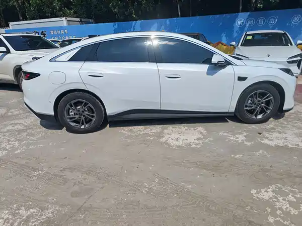 BYD Seal 06 2025