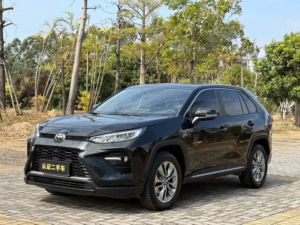 Toyota Wildlander 2022 — фото 1