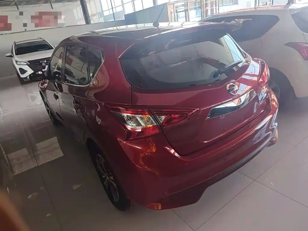 Nissan Tiida 2019 — фото 5