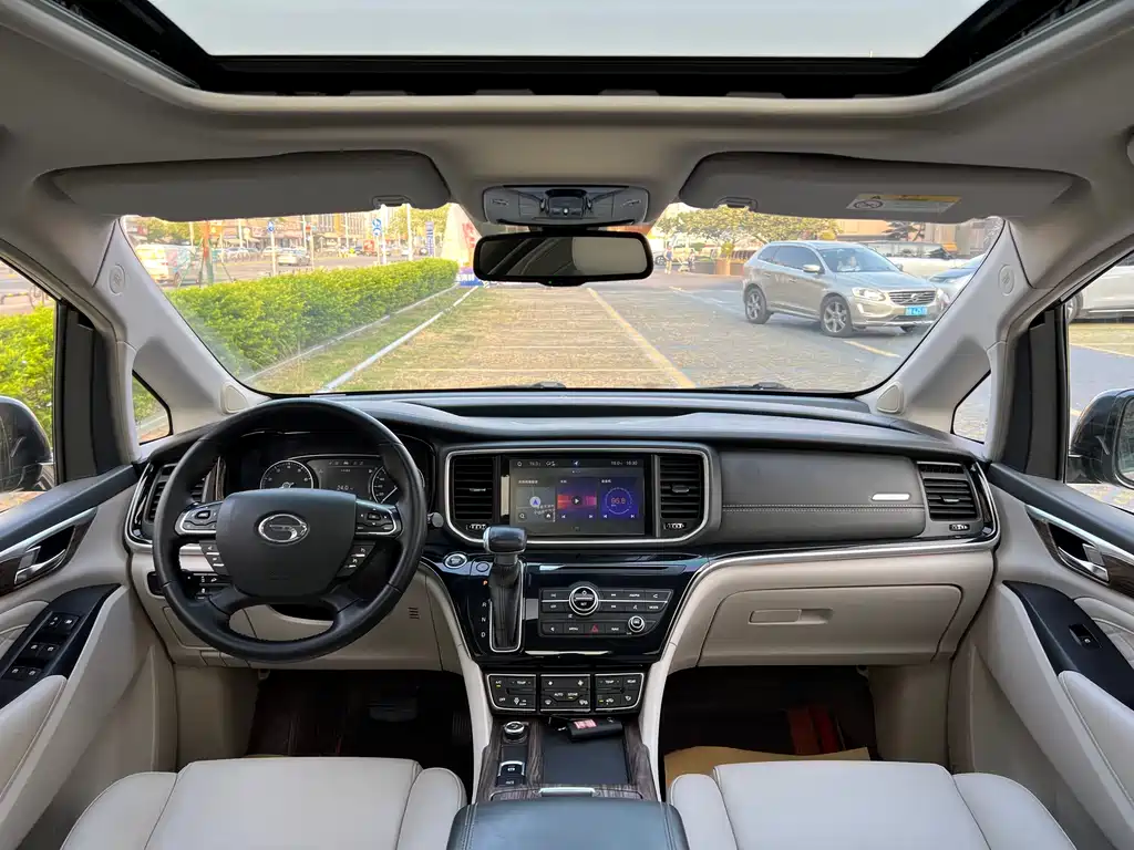 GAC Motor Trumpchi M8 2019 — фото 13