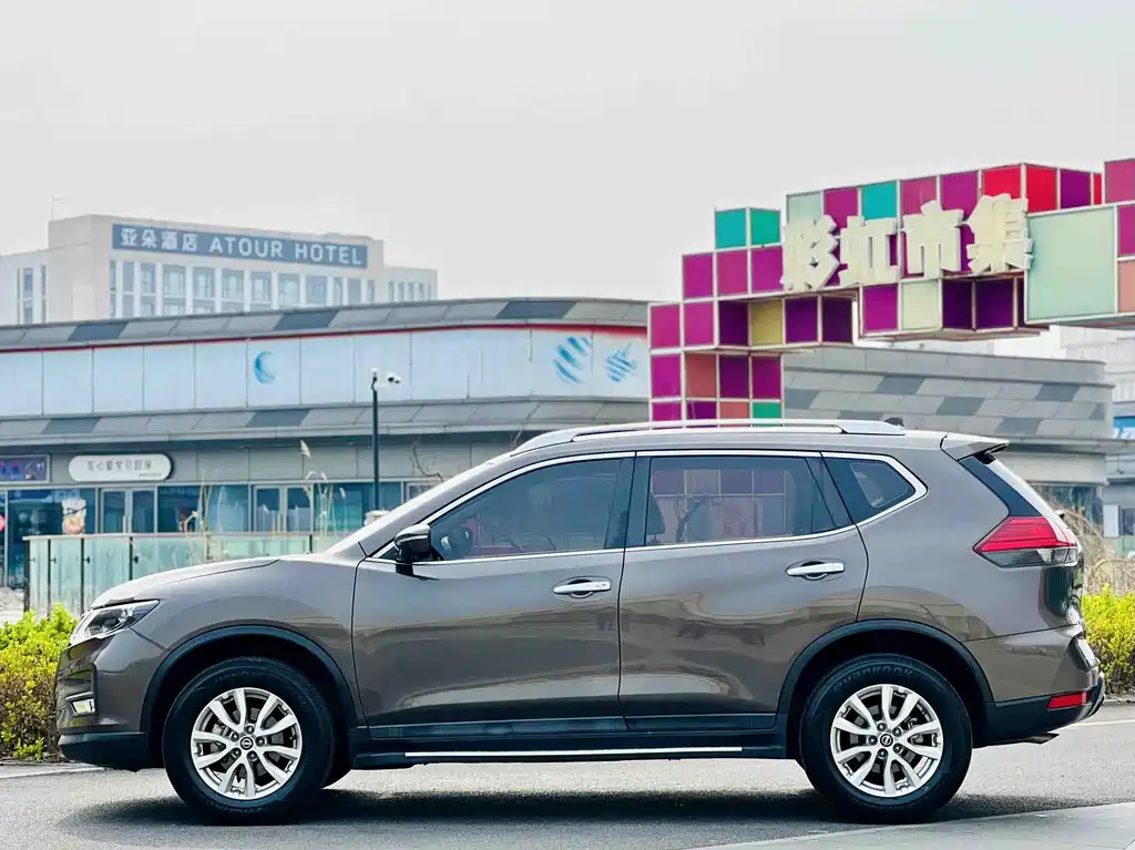 Nissan X-Trail 2018 — фото 4