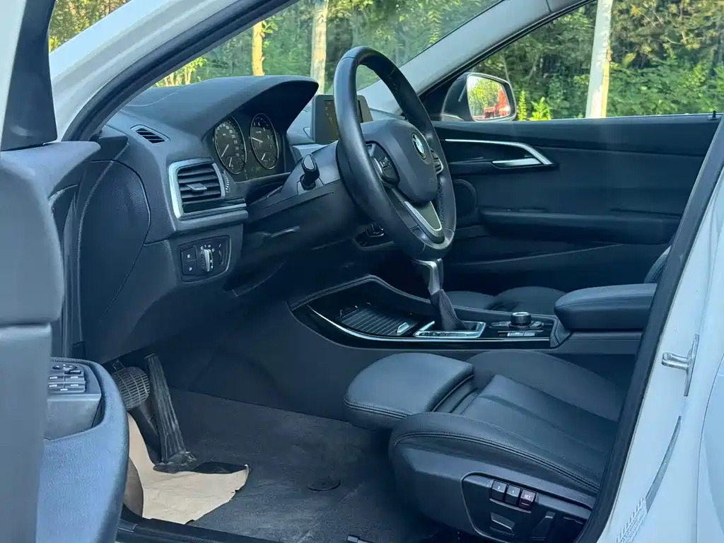 BMW 1 Series 2018