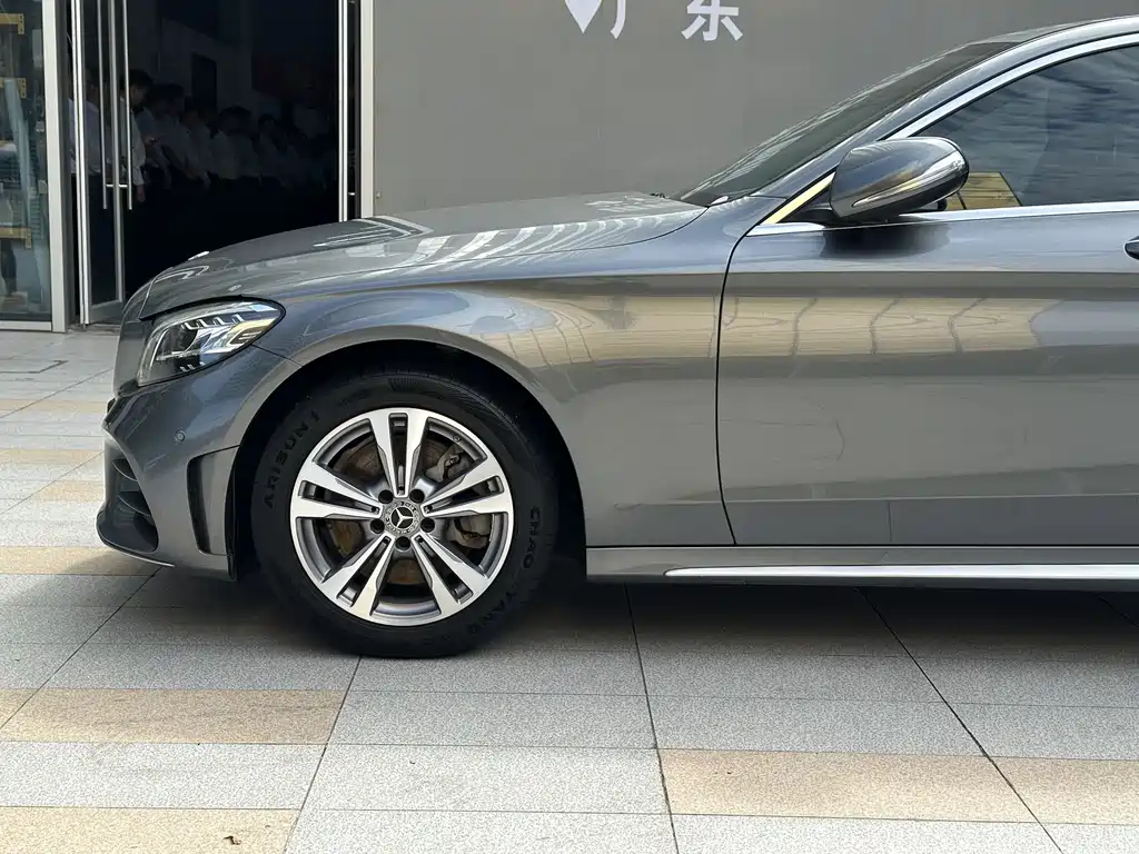 Mercedes-Benz C-Class 2020 — фото 19