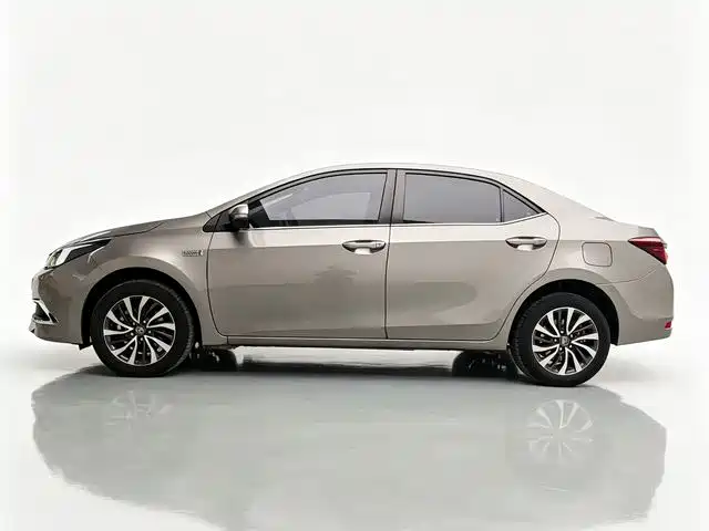 Toyota Corolla Hybrid 2022 — фото 13