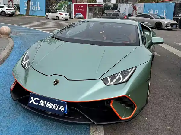 Lamborghini Huracan 2016