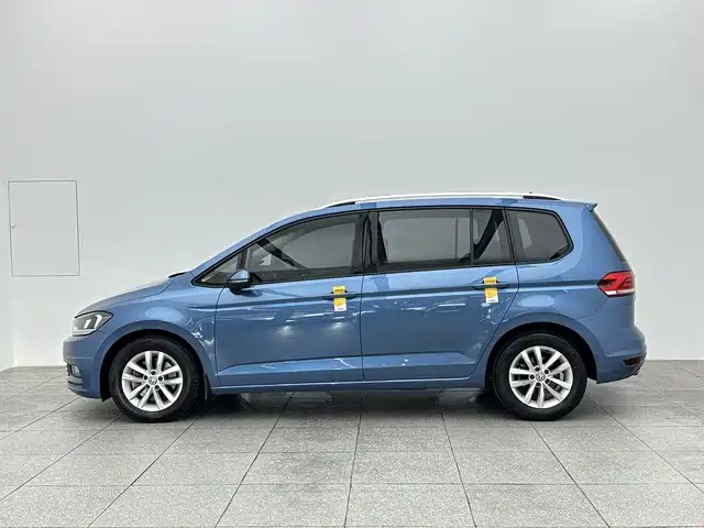 Volkswagen Touran 2018 — фото 8