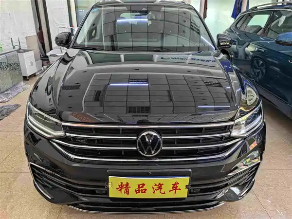 Volkswagen Tiguan L 2023