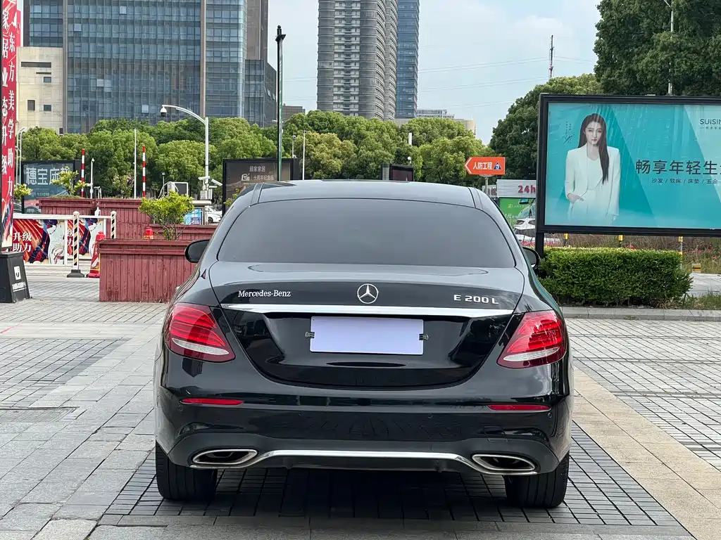 Mercedes-Benz E-Class 2018 — фото 4