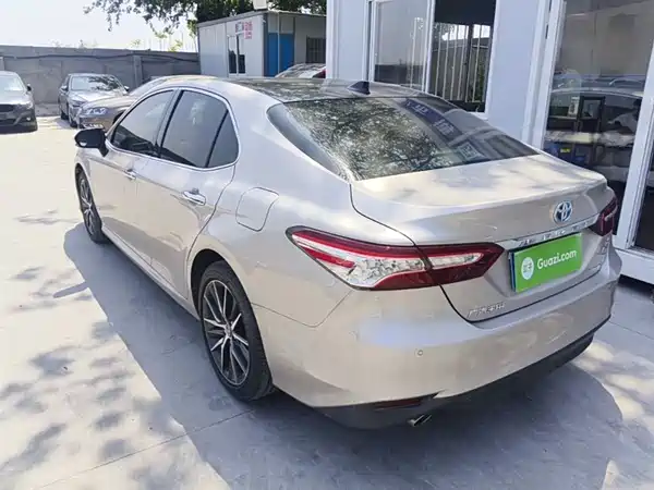Toyota Camry 2021