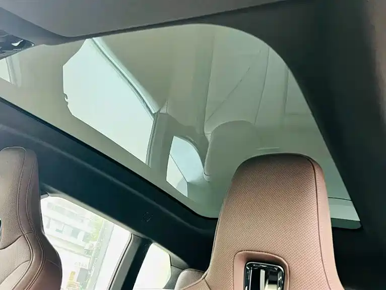 BMW iX — фото 17
