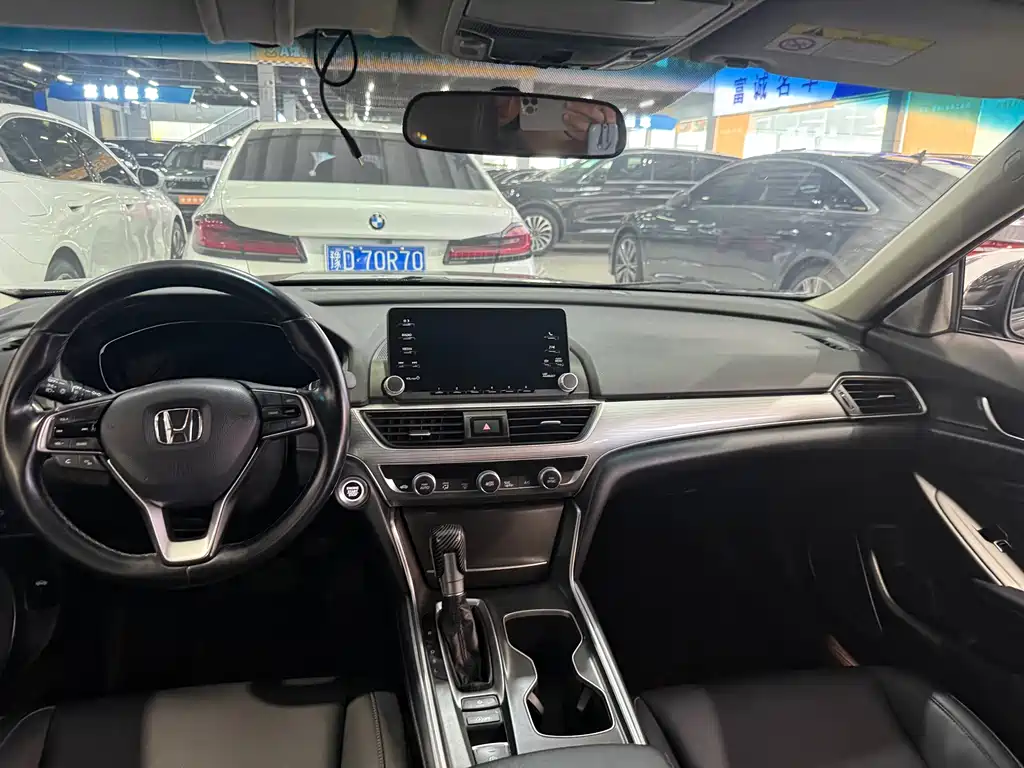 Honda Accord 2020 — фото 4
