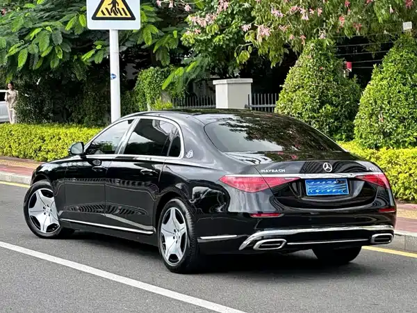 Mercedes-Benz Maybach S-Class 2023