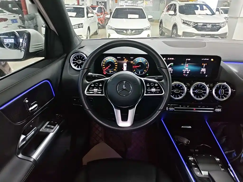 Mercedes-Benz GLA 2021 — фото 11