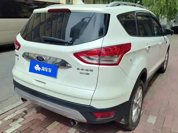 Ford Kuga 2014