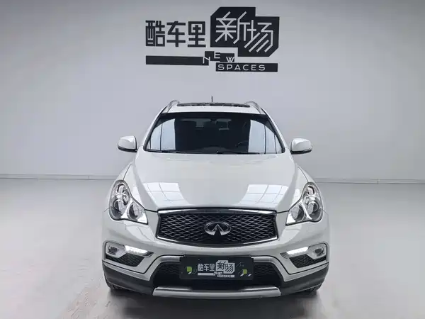 Infiniti QX50 2015