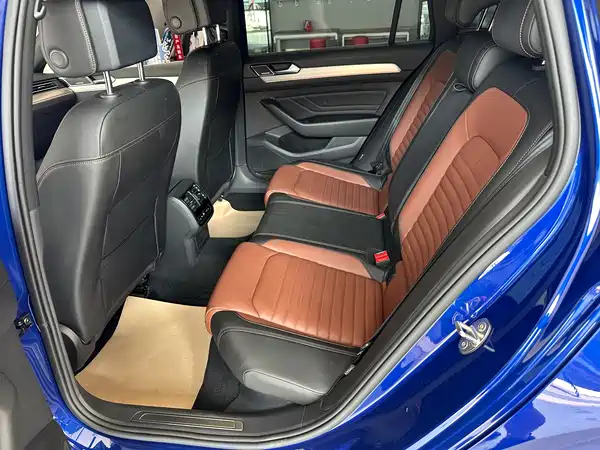 Volkswagen Viloran 2023