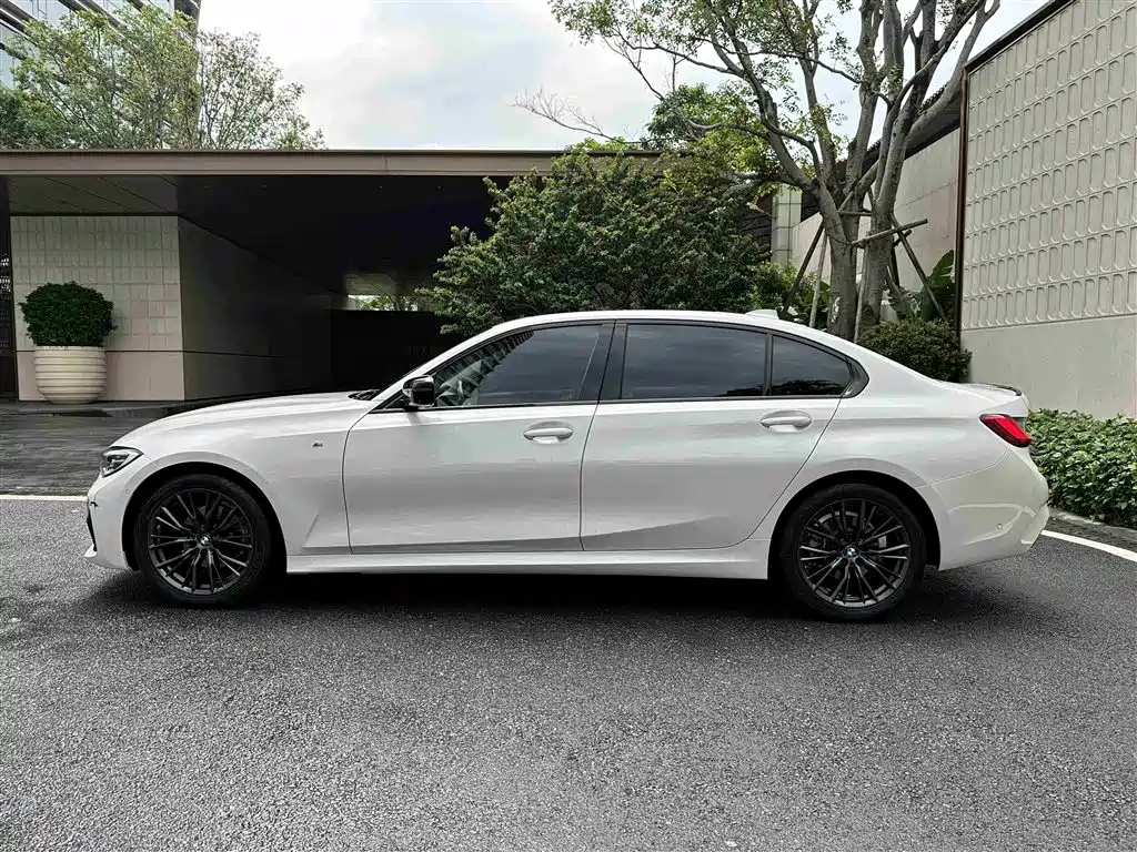 BMW 3 Series 2020 — фото 10