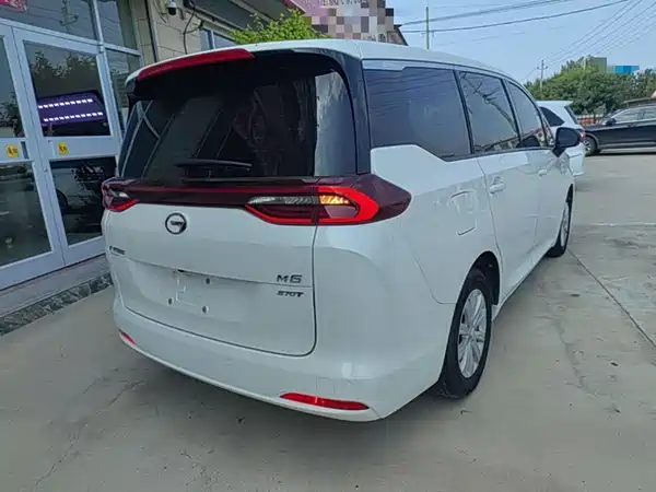 GAC Trumpchi M6 2021