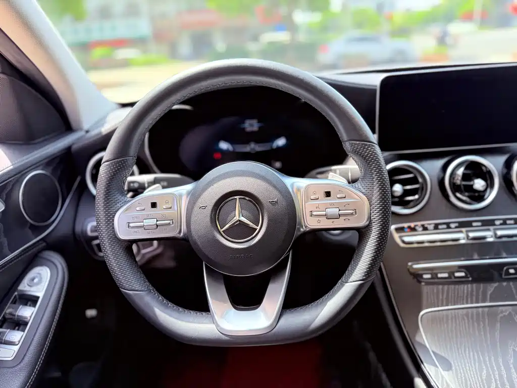 Mercedes-Benz C-Class 2020 — фото 13