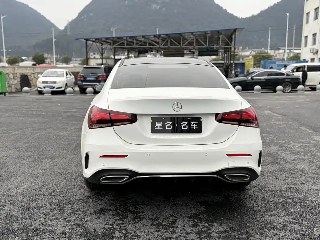 Mercedes-Benz A-Class 2022 — фото 8