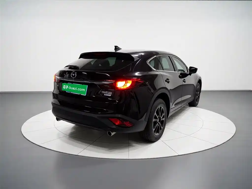 Mazda CX-4 2018 — фото 5