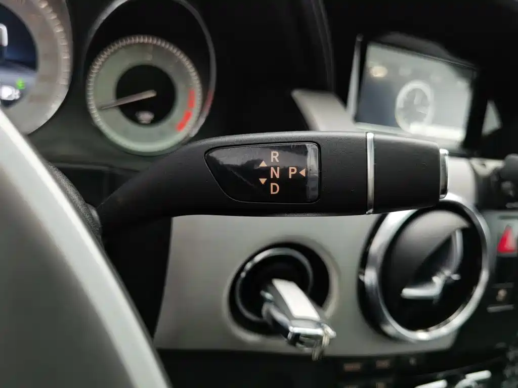 Mercedes-Benz GLK-Class 2014 — фото 13