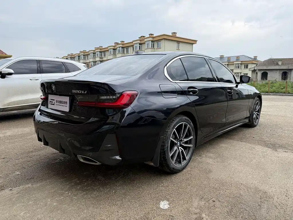 BMW 3 Series 2023