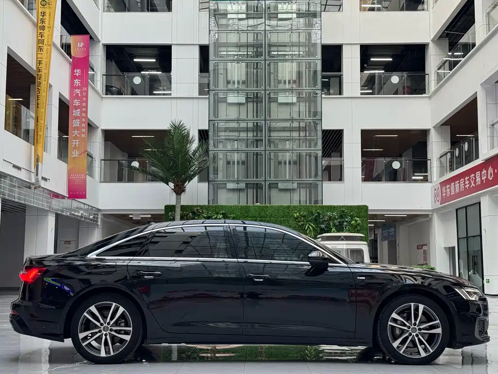 Audi A6L 2020