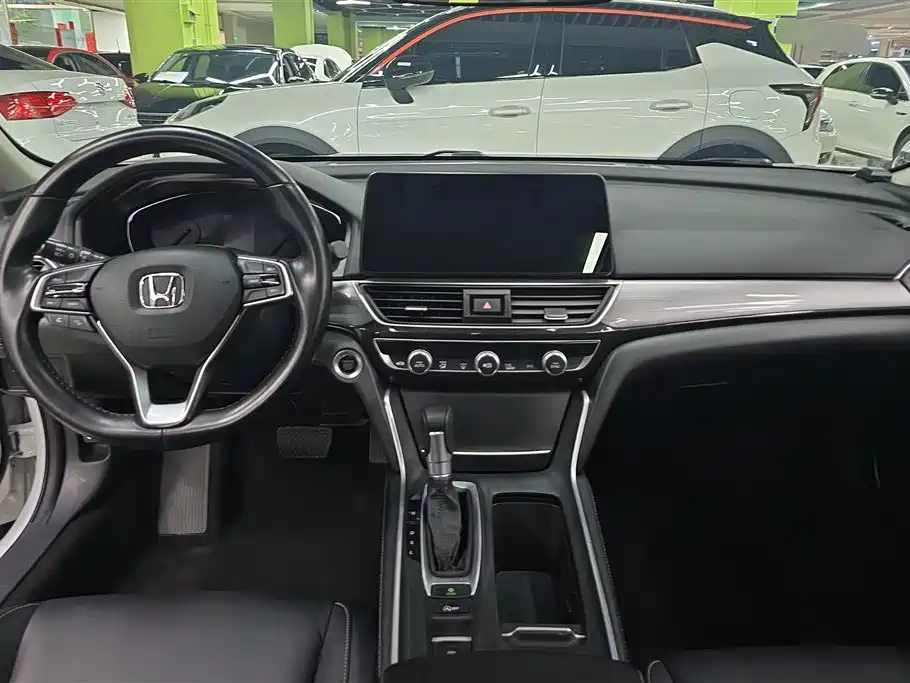 Honda Inspire 2021 — фото 12