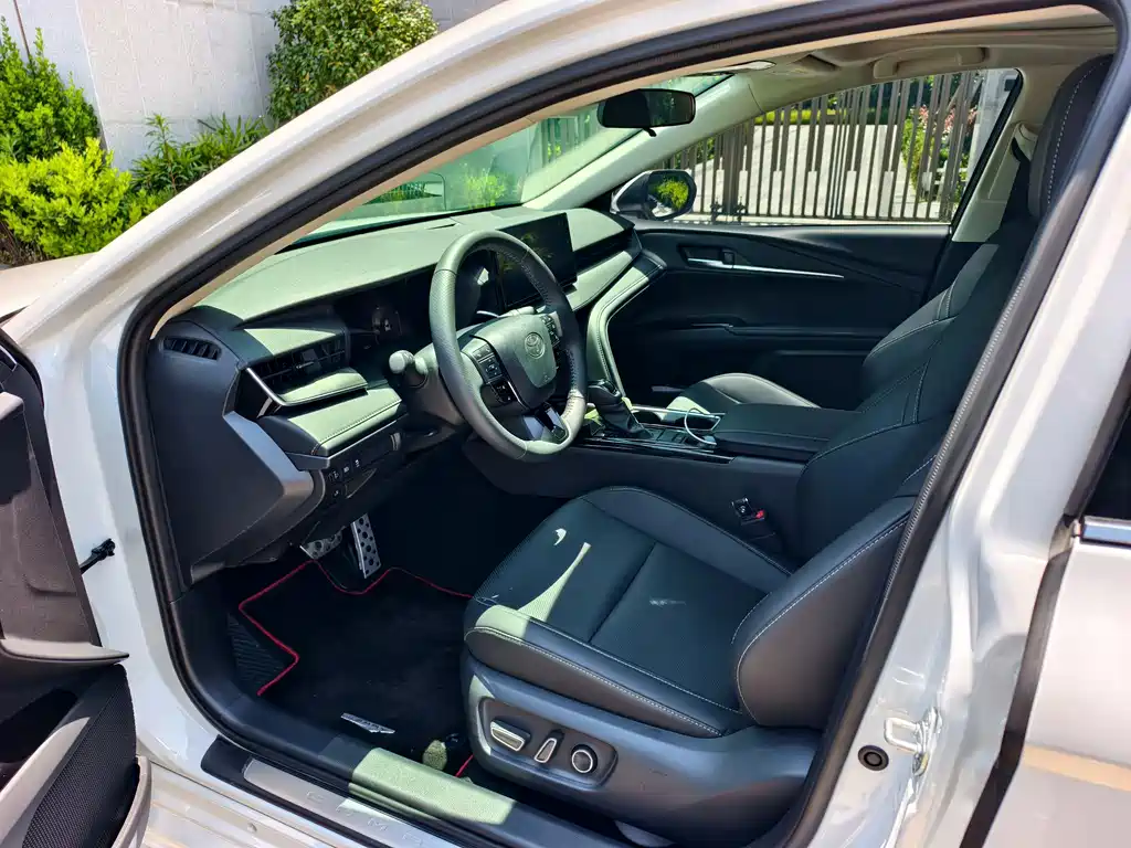 Toyota Camry 2026