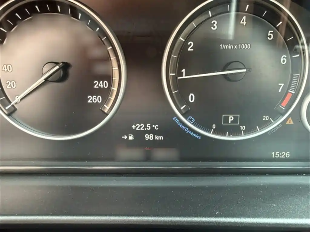 BMW 5 Series 2015 — фото 4