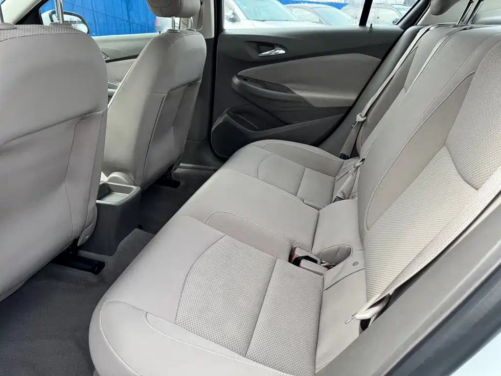 Chevrolet Cruze 2015 — фото 11