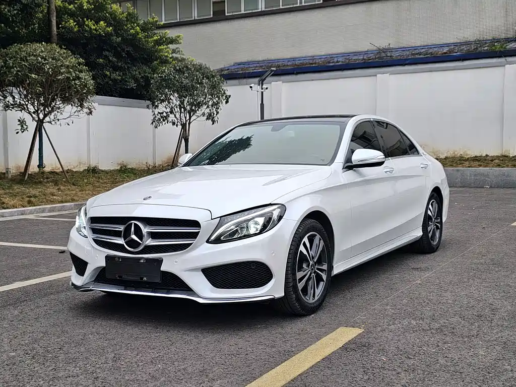 Mercedes-Benz C-Class 2018 — фото 9