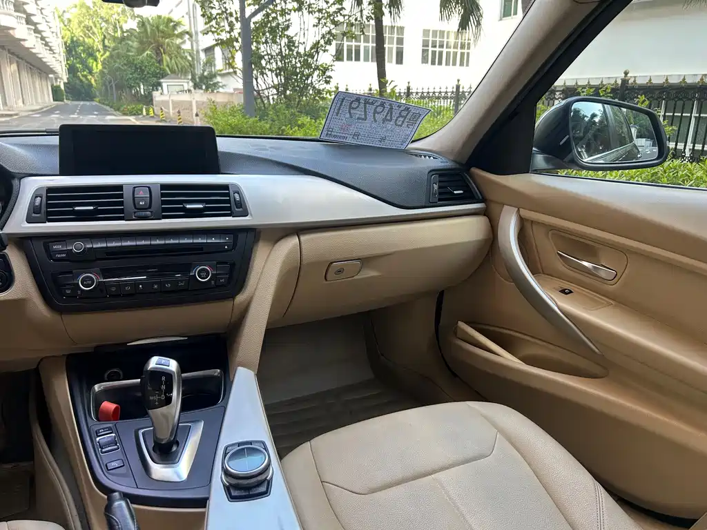 BMW 3 Series 2014 — фото 14